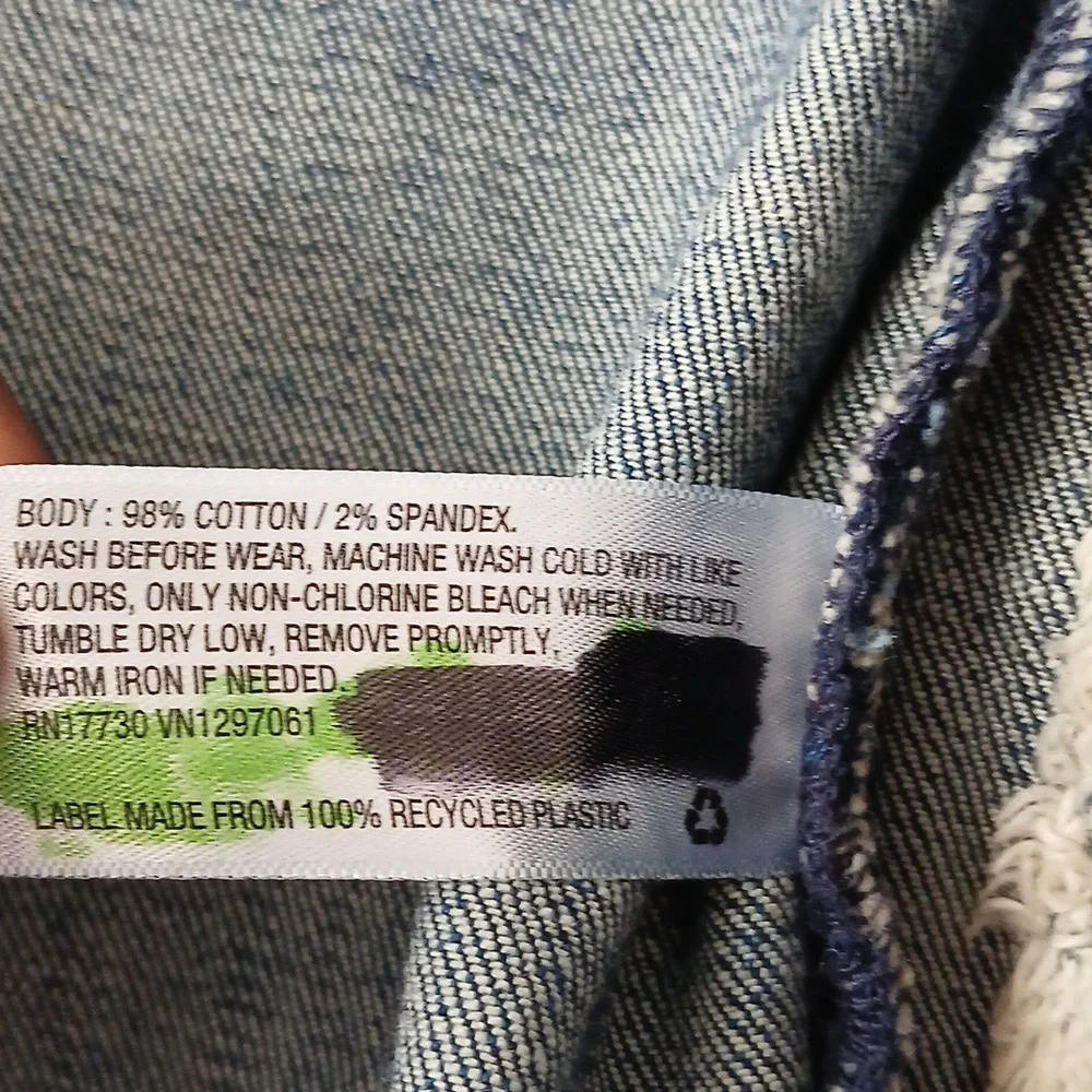 Genuine Kids‎ from OshKosh 18M zip up Jeans jacket
